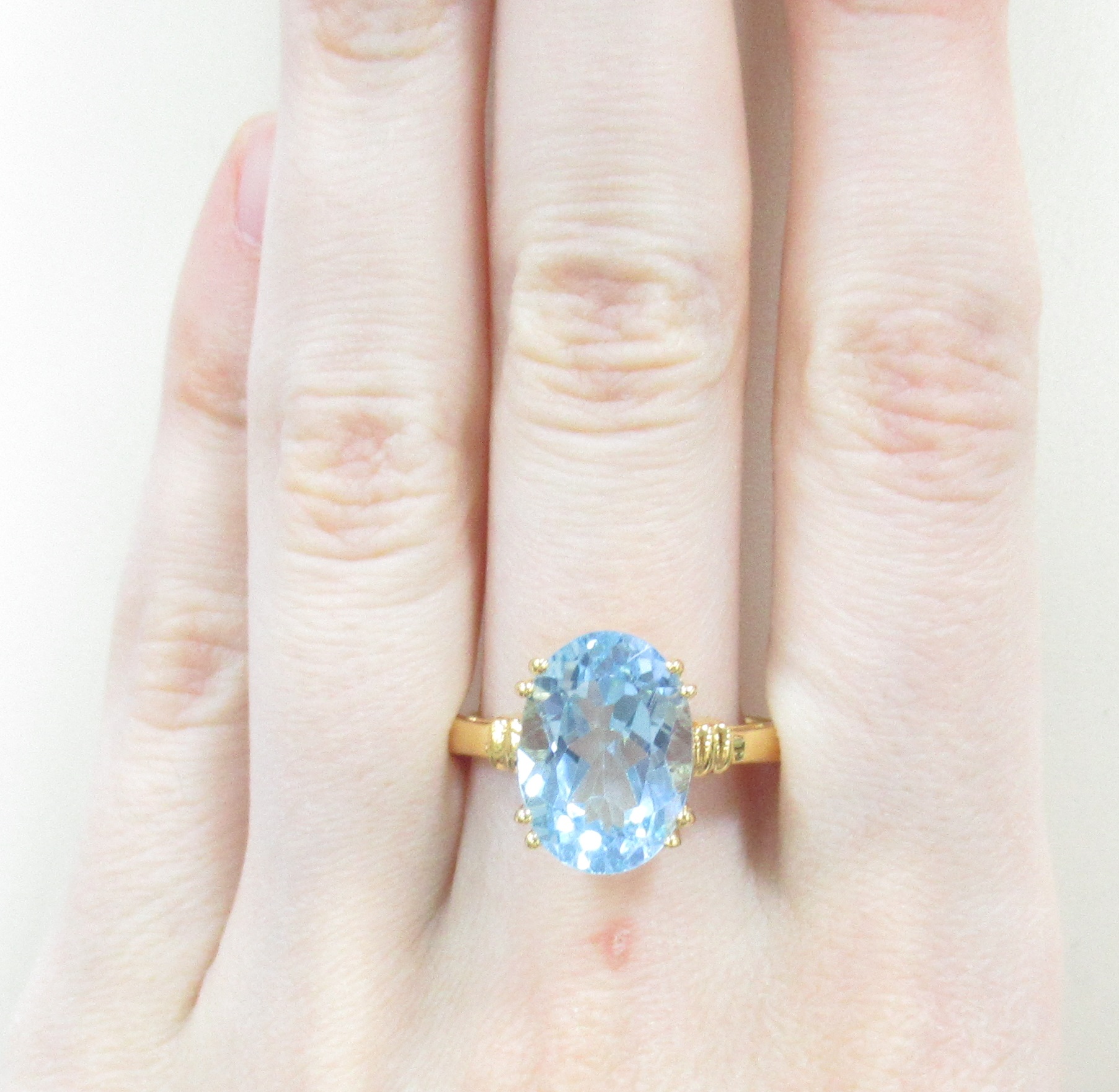 Серебряное кольцо 925 пробы; вставки 1 Топаз голубой 6,95 ct;